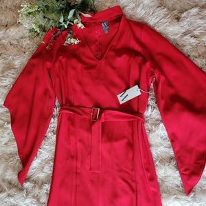 Structured red dress with belt